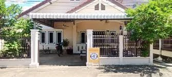 Bolaven Trail Guesthouse in Pakse