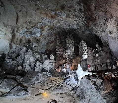 Kuan Cow Cave near Thakhek, Laos
